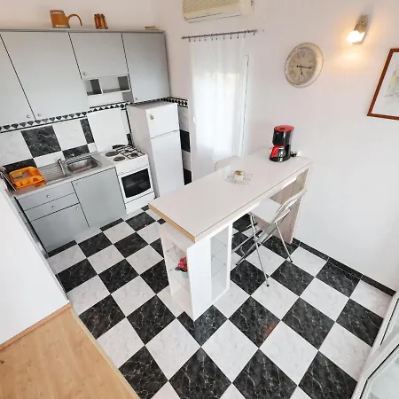 Modern With Private Pool In Maslenica