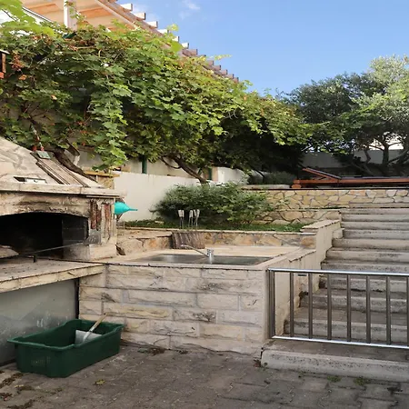 Modern With Private Pool In Apartment Maslenica